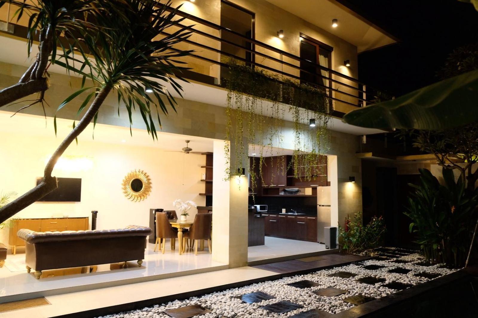 Avi * Nusa Dua (Bali)